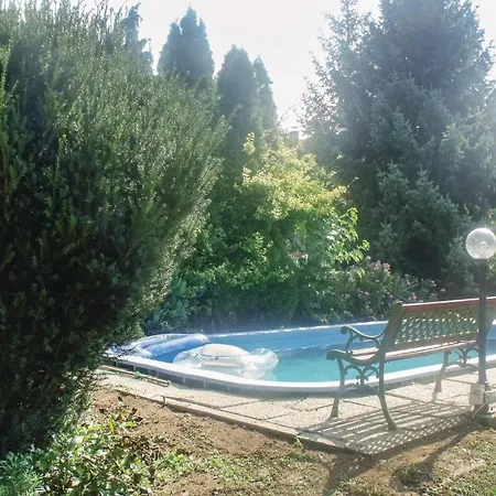 Apartment Awesome In W Outdoor Swimming Pool And 2 Bedrooms Balatonlelle